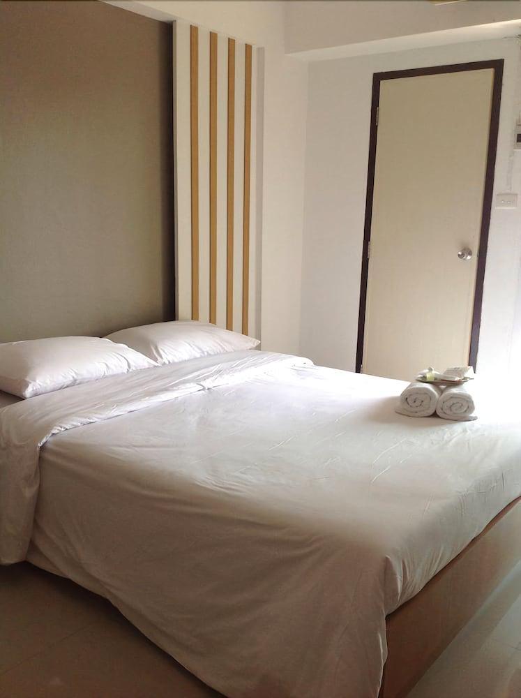 Beerapan Hotel Bangkok Exterior photo